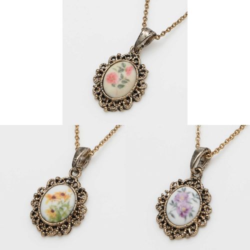 アミナコレクション
フルールフォール ネックレス