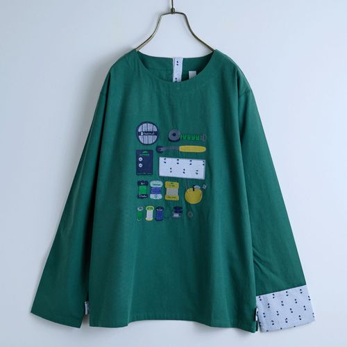 ドライブ
Emago ソーイング刺繍ブラウス