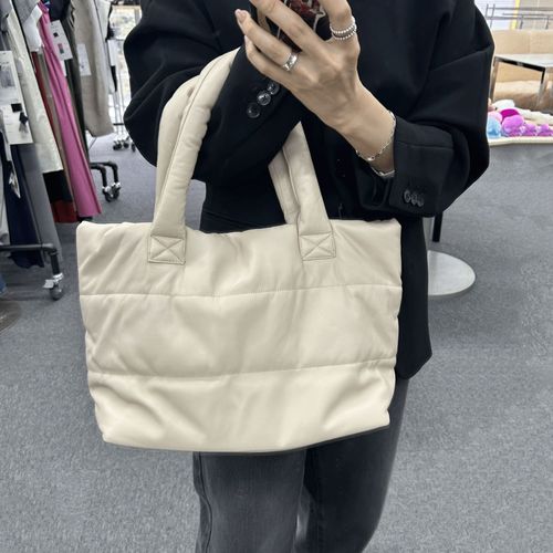 高木ミンク
ラムレザーキルティングバッグ