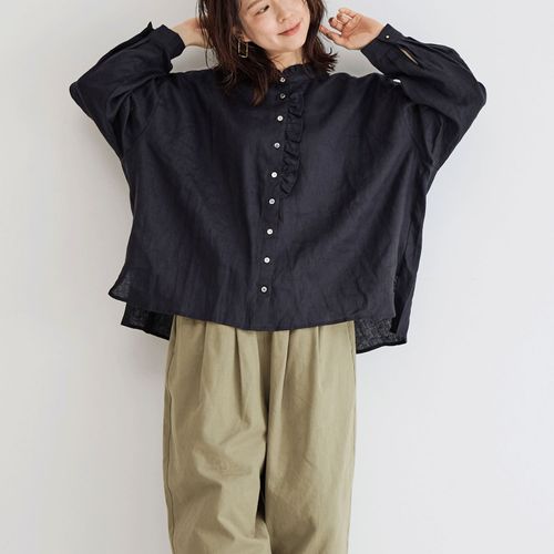 ＹＵＲＫプラン
YURK geniet van 平織リネンフリルカラ－シャツ