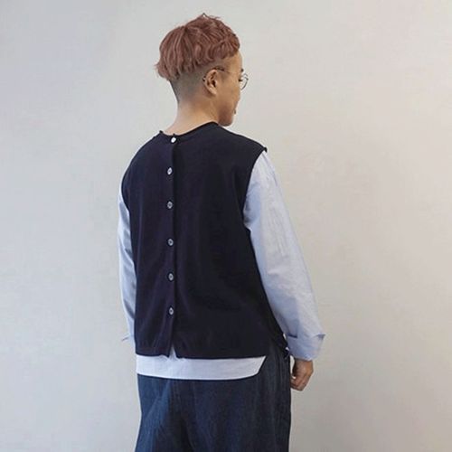 ａｅｌ
mao made 2WAYシンプルニットベスト＋ブラウス