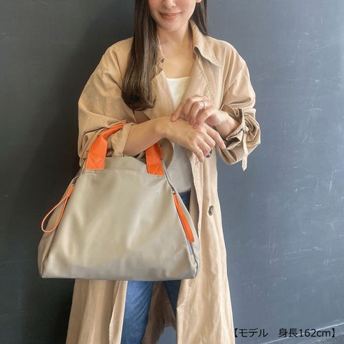 ラムモード
ナイロン三角2WAYバッグ