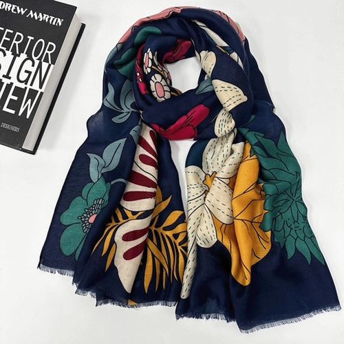 ジェノバ
ボタニカル柄プリントストール