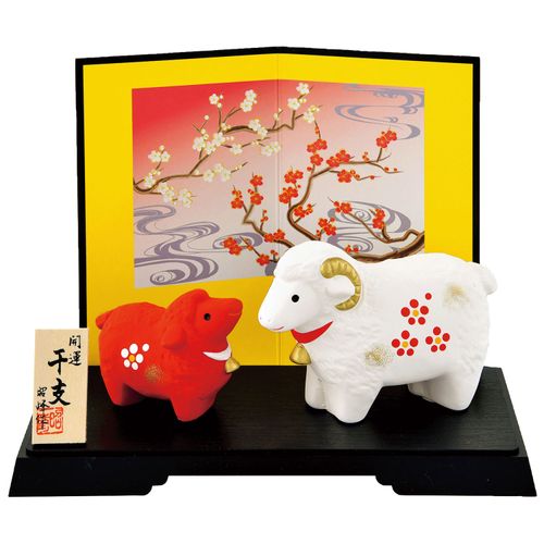 117



丸錬梅村商店
開運紅白の福未親子