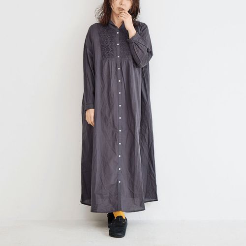 ＹＵＲＫプラン
YURK geniet van スモッキングワンピース